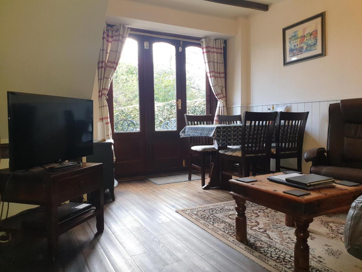 The Old Coach House Villa Pitlochry Buitenkant foto